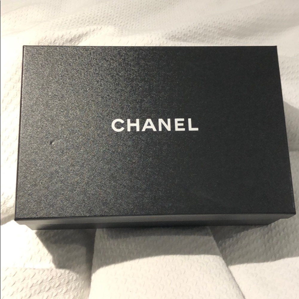 I am selling this Authentic Chanel box.